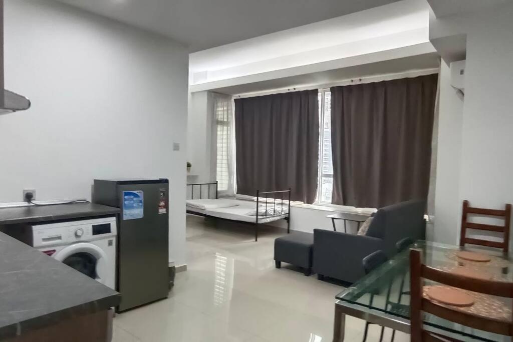 Klcc Newly Renovated Apartment Kuala Lumpur Bagian luar foto